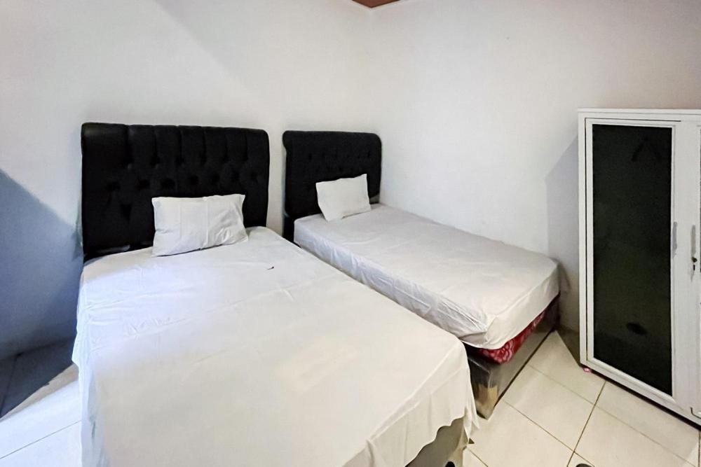 Kostel 99 Pangkal Pinang Redpartner Otel Dış mekan fotoğraf