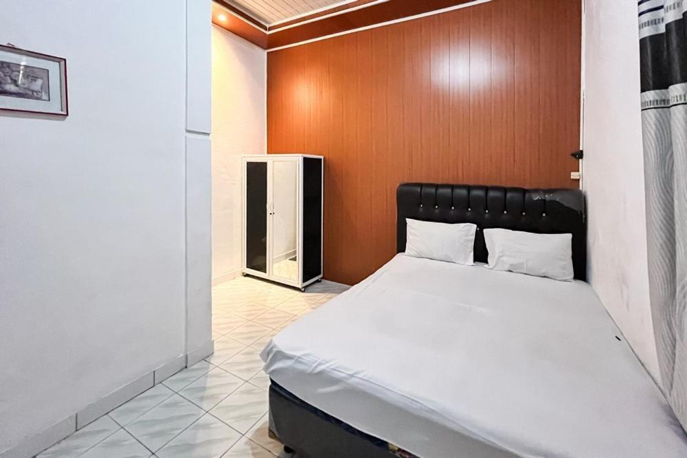 Kostel 99 Pangkal Pinang Redpartner Otel Dış mekan fotoğraf